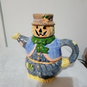 Pumpkin/scarecrow Teapot